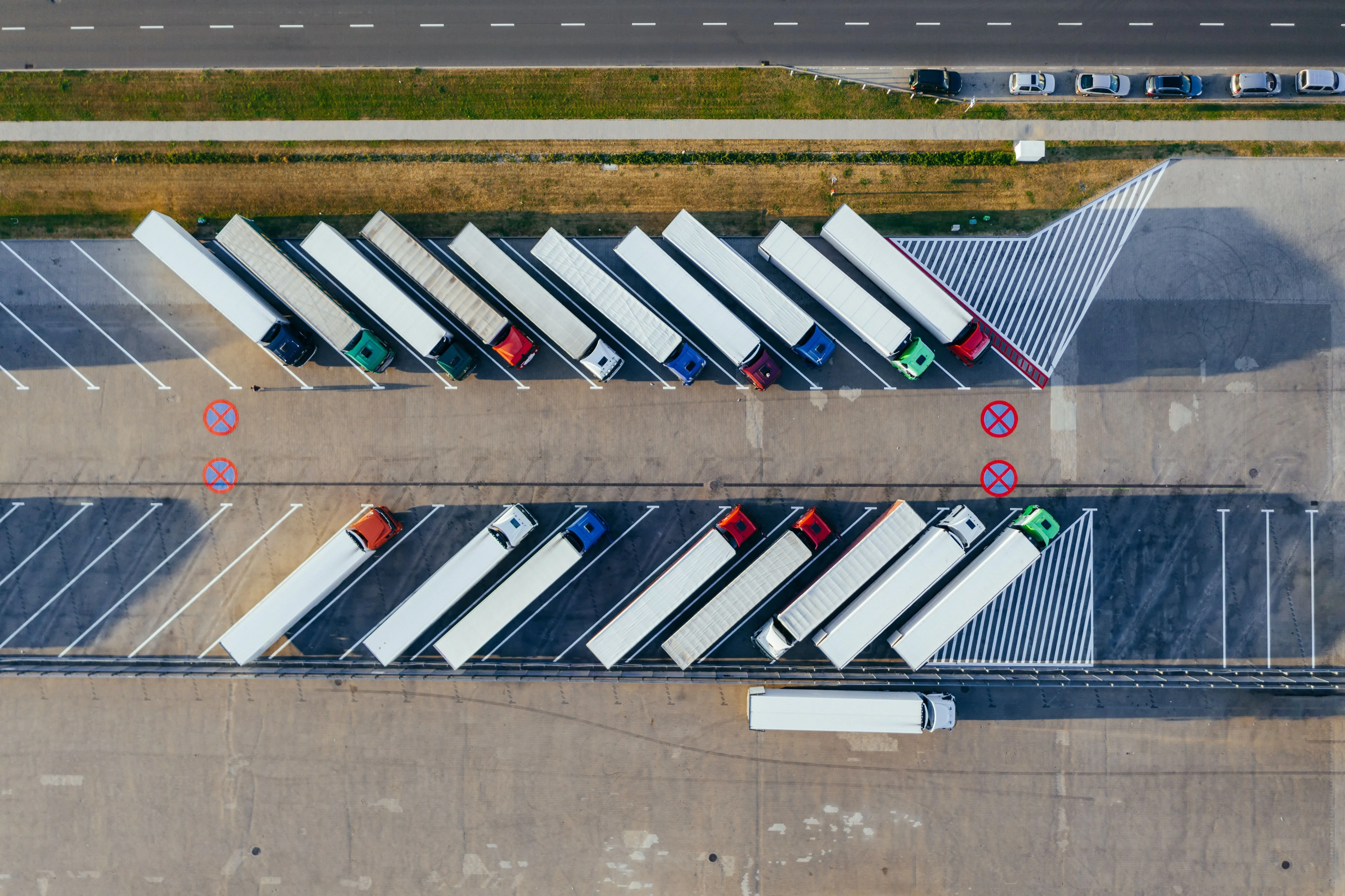 Container terminal with gantry cranes seen from above